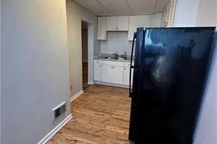 319 Birmingham Ave, Pittsburgh, PA 15210 - Photo 16