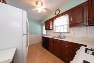 160 Maus Dr, Irwin, PA 15642 - Photo 8