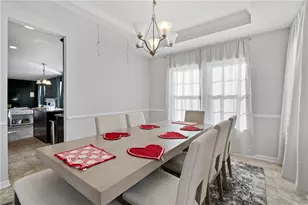 224 Foxwood Rd, Moon/Crescent Twp, PA 15108 - Photo 6