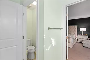 224 Foxwood Rd, Moon/Crescent Twp, PA 15108 - Photo 12