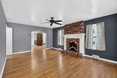 498 Seavey Rd, Pittsburgh, PA 15029 - Photo 2