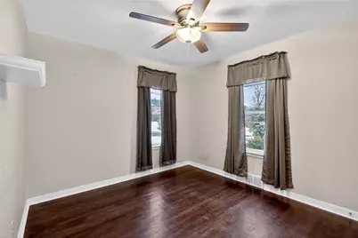 498 Seavey Rd, Pittsburgh, PA 15029 - Photo 10