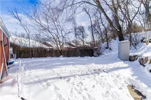 475 Ridgemont Dr, Banksville/Westwood, PA 15220 - Photo 22