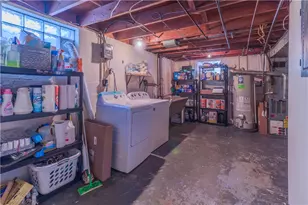 475 Ridgemont Dr, Banksville/Westwood, PA 15220 - Photo 20