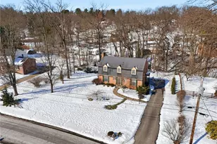 1069 Woodhill Dr, Richland, PA 15044 - Photo 2