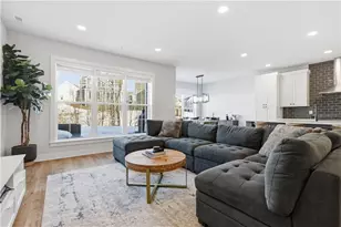 247 Limehouse Rd, Cranberry Township, PA 16066 - Photo 6