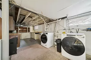 2527 Raymond Ave, Derry Township, PA 15650 - Photo 38