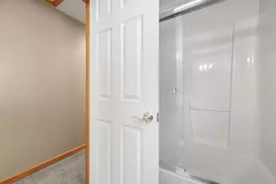 111 Greenhill Rd, Ross Twp, PA 15237 - Photo 30