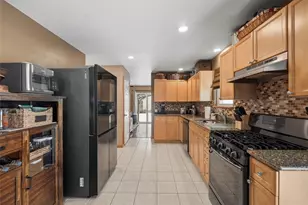 111 Greenhill Rd, Ross Twp, PA 15237 - Photo 12