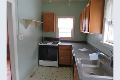 2189 Dunn Station Rd, Morris Township, PA 15329 - Photo 18