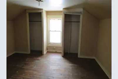 2189 Dunn Station Rd, Morris Township, PA 15329 - Photo 10