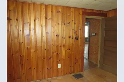 2189 Dunn Station Rd, Morris Township, PA 15329 - Photo 12