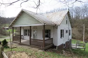 2189 Dunn Station Rd, Morris Township, PA 15329 - Photo 2