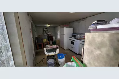 2013 East St, Redstone Township, PA 15420 - Photo 18