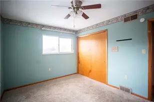 323 Olivia St, Vanport, PA 15009 - Photo 16