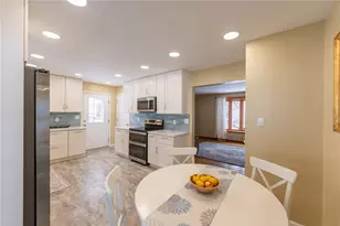 119 Covewood Dr, Center Township, PA 16001 - Photo 6