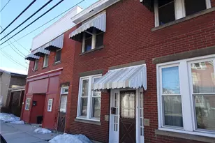 118-122 N 4th St, Youngwood, PA 15697 - Photo 2