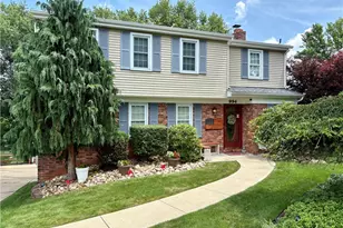 994 Westchester Rd, South Park, PA 15129 - Photo 2