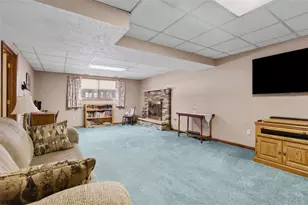 132 Graham Dr, Twp of But SW, PA 16053 - Photo 26