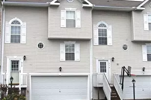 518 Ten Point Ln, Cranberry Township, PA 16066 - Photo 1