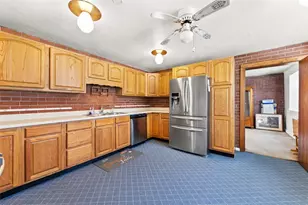 1920 Grandview Ave, Irwin, PA 15642 - Photo 16