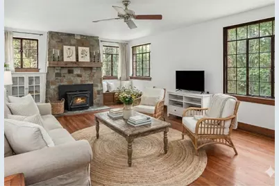 2501 Oakwood Rd, Pittsburgh, PA 15116 - Photo 8