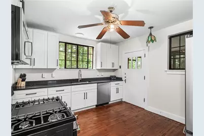 2501 Oakwood Rd, Pittsburgh, PA 15116 - Photo 12