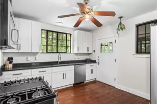 2501 Oakwood Rd, Pittsburgh, PA 15116 - Photo 12