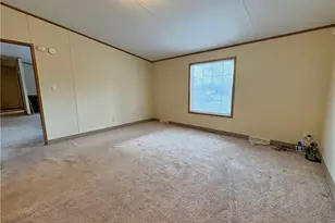 111 Pembrooke Dr, Salem Township, PA 15626 - Photo 8