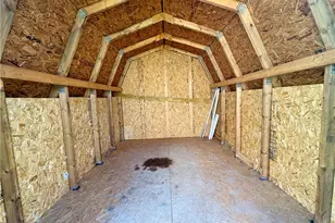 111 Pembrooke Dr, Salem Township, PA 15626 - Photo 18