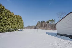 695 E Pike Rd, White Township, PA 15701 - Photo 6