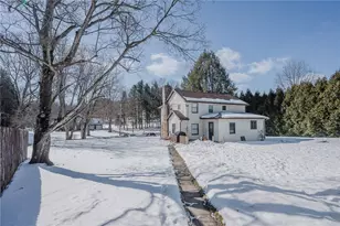 695 E Pike Rd, White Township, PA 15701 - Photo 10