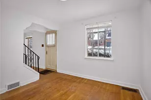 822 Harden Dr, Ross Twp, PA 15229 - Photo 8