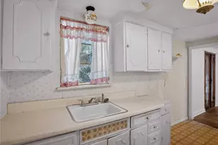 822 Harden Dr, Ross Twp, PA 15229 - Photo 12