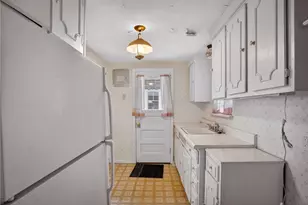 822 Harden Dr, Ross Twp, PA 15229 - Photo 14