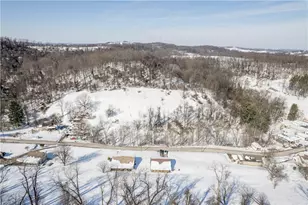 260 Twin Bridges Rd, Fallowfield, PA 15022 - Photo 34