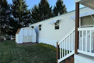 316 Seabrook Dr, White Township, PA 15701 - Photo 14