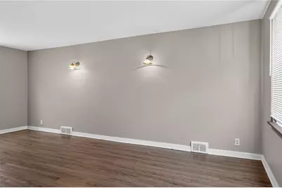 4036 Greensburg Pike, Pittsburgh, PA 15221 - Photo 18
