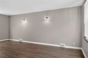 4036 Greensburg Pike, Pittsburgh, PA 15221 - Photo 18