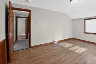 4036 Greensburg Pike, Pittsburgh, PA 15221 - Photo 12
