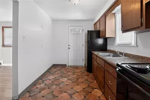 4036 Greensburg Pike, Pittsburgh, PA 15221 - Photo 20