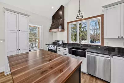 392 Stuber Rd, New Brighton, PA 15066 - Photo 12