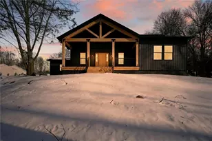 392 Stuber Rd, New Brighton, PA 15066 - Photo 1