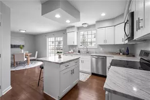 271 Overlook Ct, Robinson Twp, PA 15108 - Photo 14