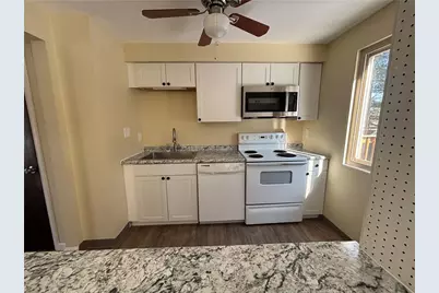 207 Parkwood Dr, Cranberry Township, PA 16066 - Photo 16