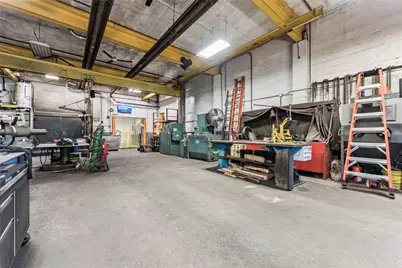 952 W Pittsburgh Street, Hempfield Township, PA 15601 - Photo 10