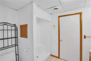 10 Danbury Dr, Greensburg, PA 15601 - Photo 24