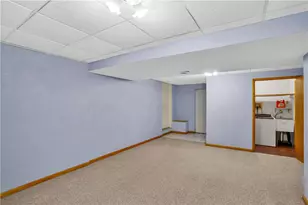 10 Danbury Dr, Greensburg, PA 15601 - Photo 20