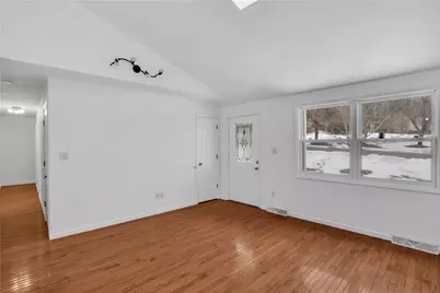 10 Danbury Dr, Greensburg, PA 15601 - Photo 4