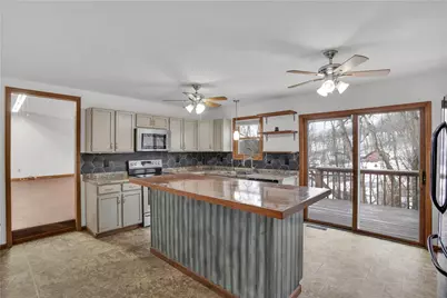 10 Danbury Dr, Greensburg, PA 15601 - Photo 6